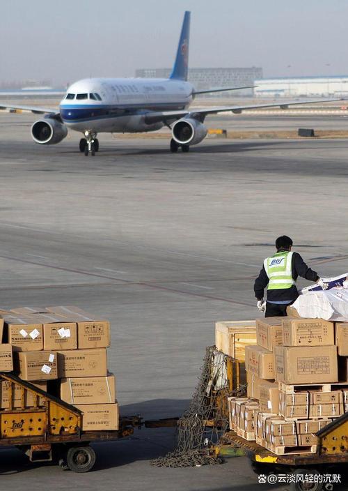 飞机托运费是多少钱一公斤 飞机托运费是多少钱一公斤